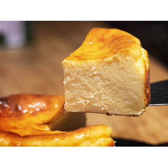 【当店一番人気】バスクチーズケーキ SAN MiDO メディアナ（直径約１２センチ）  3