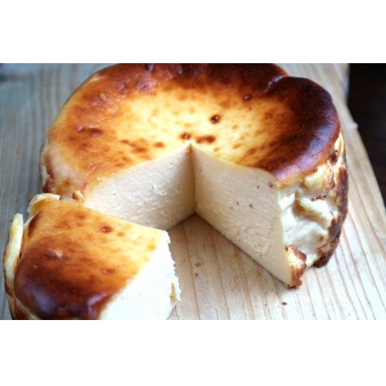 【当店一番人気】バスクチーズケーキ SAN MiDO メディアナ（直径約１２センチ）  4