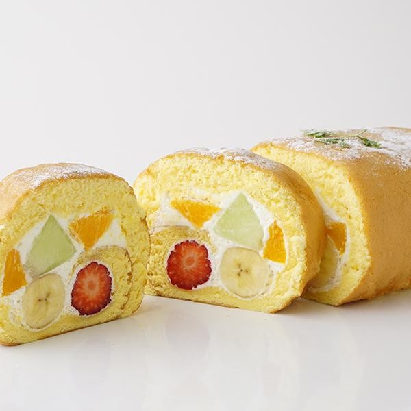 シャインマスカットロールケーキ（フルーツのウメダ） | Cake.jp