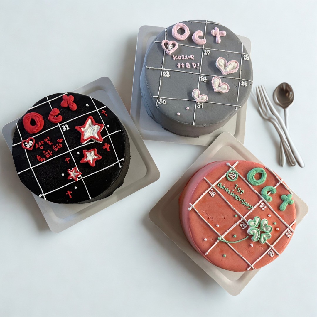 カラーが選べる??グリッドカレンダーセンイルケーキ