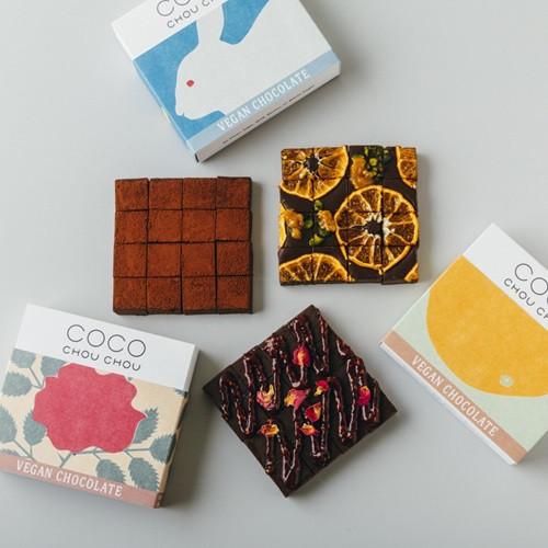 <ギフトにおすすめ>ヴィーガン生チョコレート(プレーン・マンダリンオレンジ・ラズベリー&ローズ)ヴィーガン グルテンフリー 白砂糖不使用