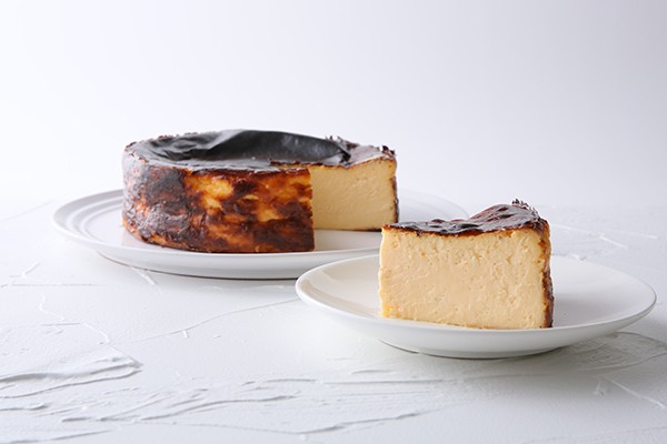 《1日5個限定》ミシュランガイド一つ星レストラン「Sincere」の絶品バスクチーズケーキ 1