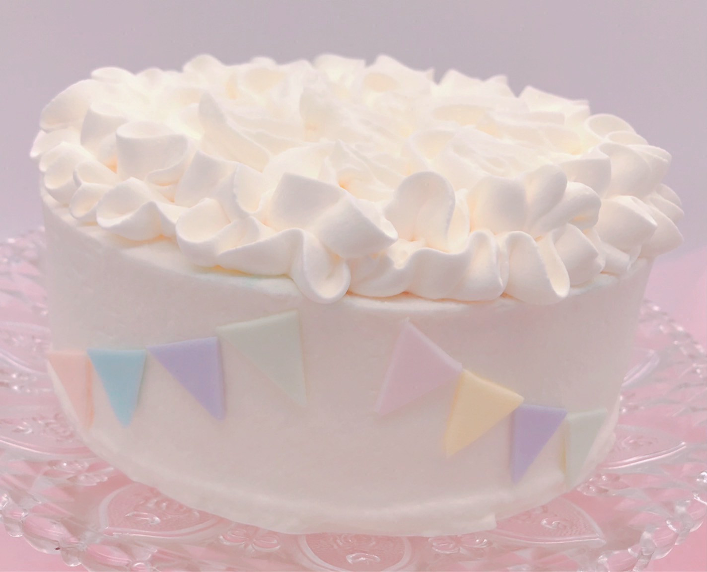 バースデーケーキや誕生日プレゼントに プリンセスを立体的デコレーションしたイチゴのババロアケーキです 大人も子供も バースデーケーキ キャラクター  誕生日ケーキ プリンセスケーキ ドールケーキ ドレスケーキ 大人 子供 女の子 デコレーションケーキ 3Dケーキ 5.5号 ...