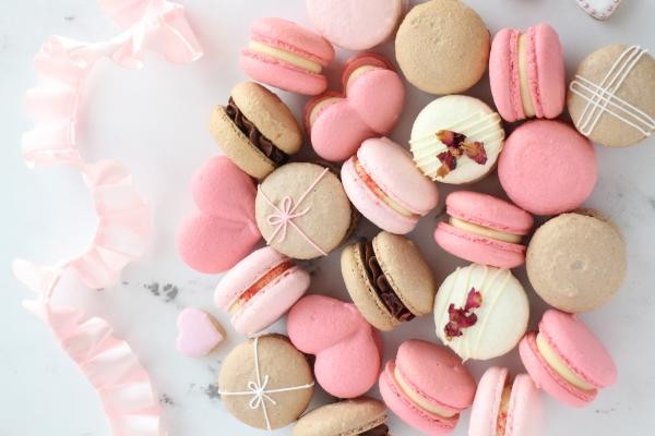 ピンクマカロンタワー Pink Love Macaron Tower Kitty Sweets Cake Jp