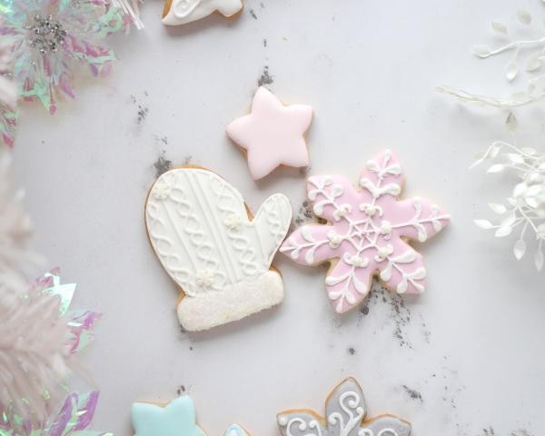 クリスマスアイシングクッキー 3枚ギフトセット ピンク 手袋 クリスマス21 Kitty Sweets Cake Jp