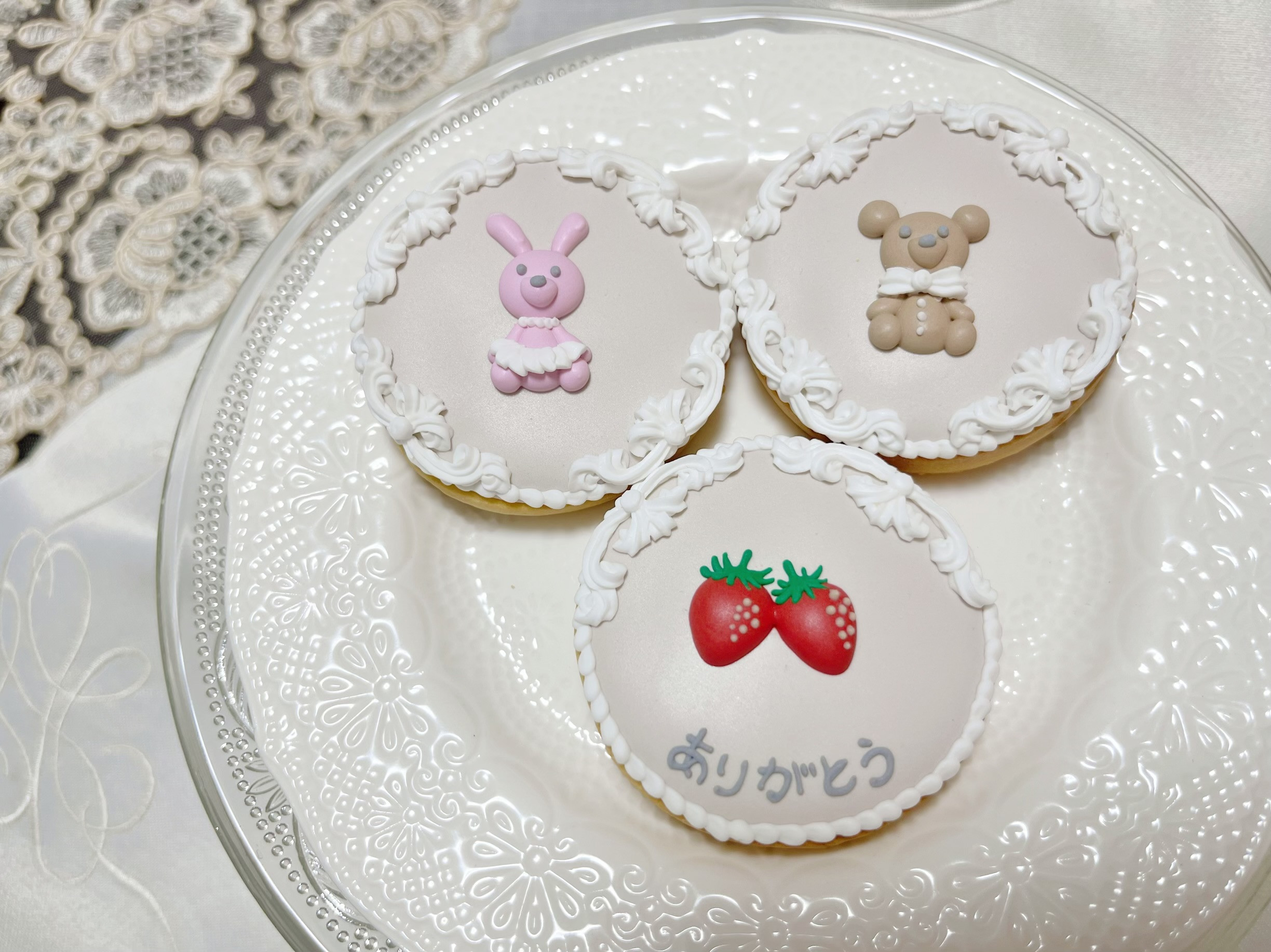 ӂՂ蓮Ɖʕ̃ACVONbL[3Zbg