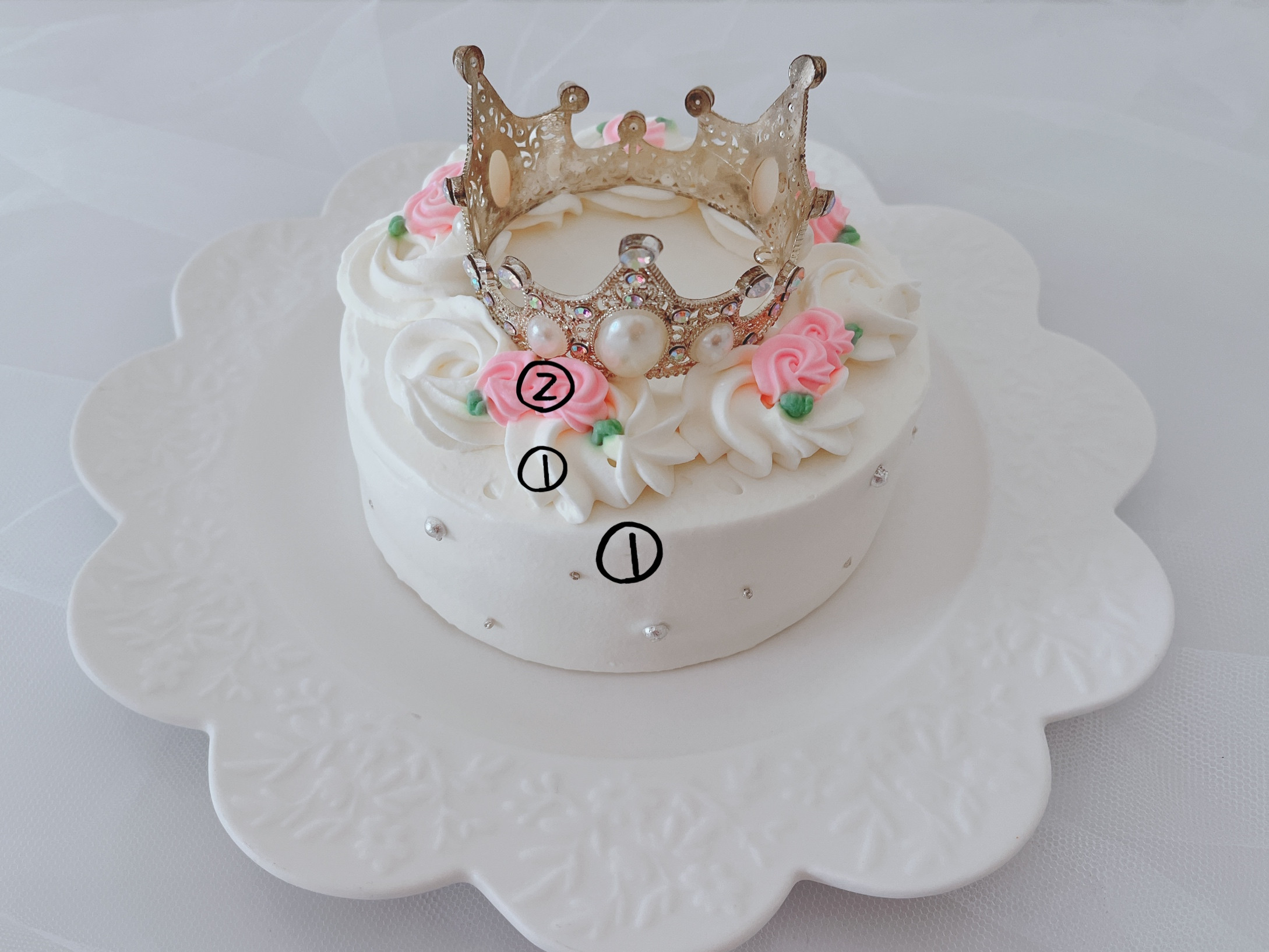 プリンセスティアラケーキ（色の変更可） 4号 12cm（La vie en Rose） | Cake.jp