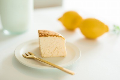 776cheesecakeギフトbox スフレ レア 4号 12cm 2個セット こだわりの熊本産食材で作り上げた ちょうどいい チーズケーキ お中元夏ギフト22 776cheesecake 光の森本店 Cake Jp