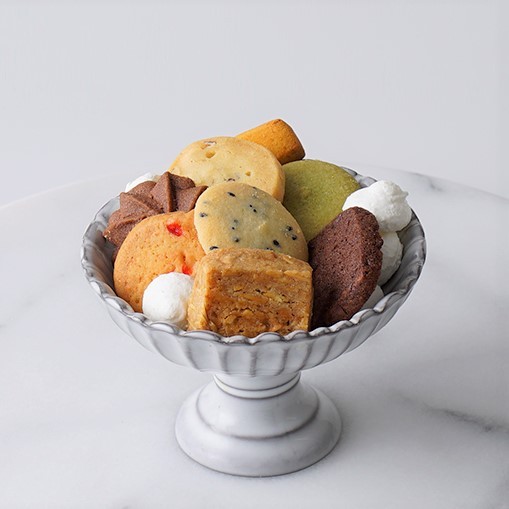 9種類の色とりどりの味わい ヒルトンお台場 クッキーbox シースケープスイーツ コーヒー Cake Jp