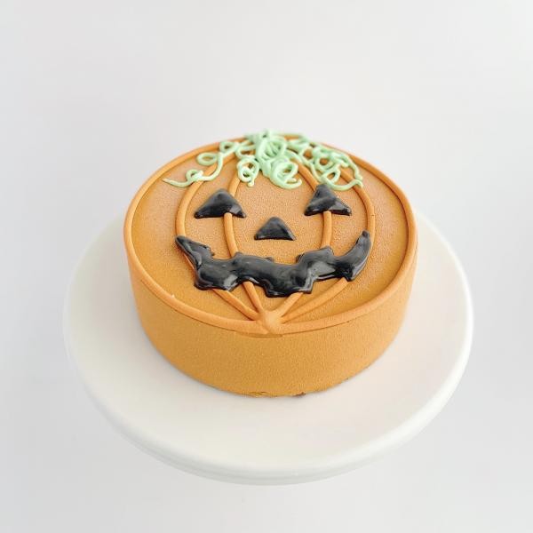 【ハロウィンケーキ2021】かぼちゃのおばけケーキ～チョコレートムースケーキ 5号 4