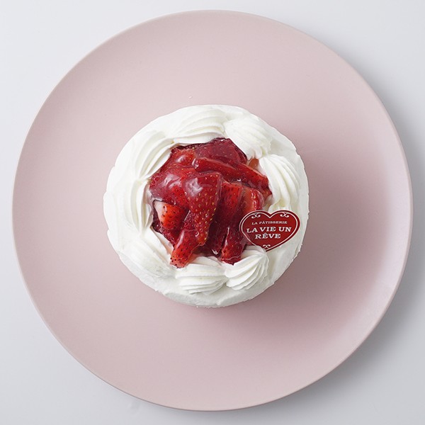 都内の人気店 パティスリーラヴィアンレーヴ 苺のショートケーキ 6号 18cm パティスリーラヴィアンレーヴ Cake Jp