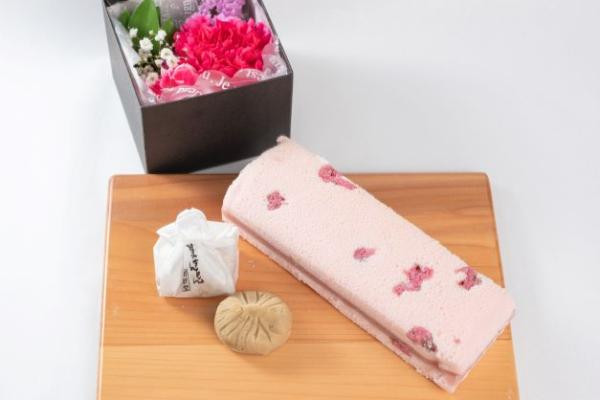 【新杵堂】生花＆栗きんとん(６個入り)＆桜ふわふわのセット 