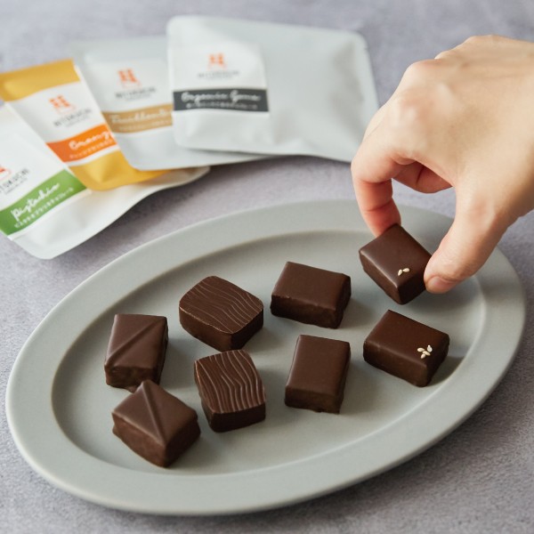 究極のピスタチオプラリネチョコレート4袋セット お中元ギフト 最高級ピスタチオのコク深さ 個包装 小分け ひとくちチョコレート Cake Jp