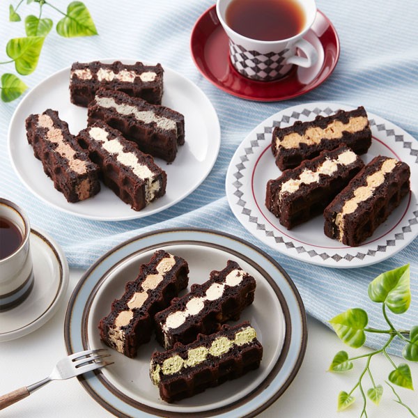 【爆買いSALE】≪送料無料≫ブラウニー ワッフル 10種 セット 濃厚 チョコレート《ワッフル・ケーキの店R.L（エール・エル）》 
