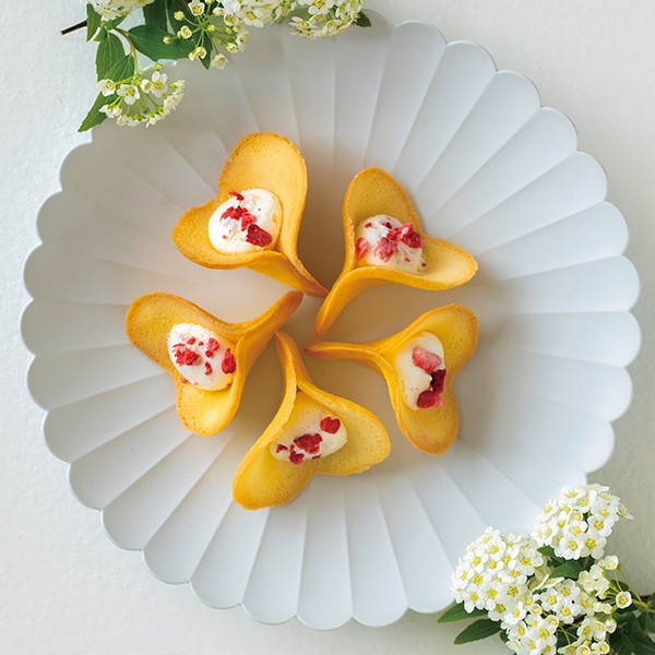 【KINEEL】 ルフル・バニラ（8個入）お花の形のかわいいラングドシャスイーツ（焼菓子8個セット）:95008　 1