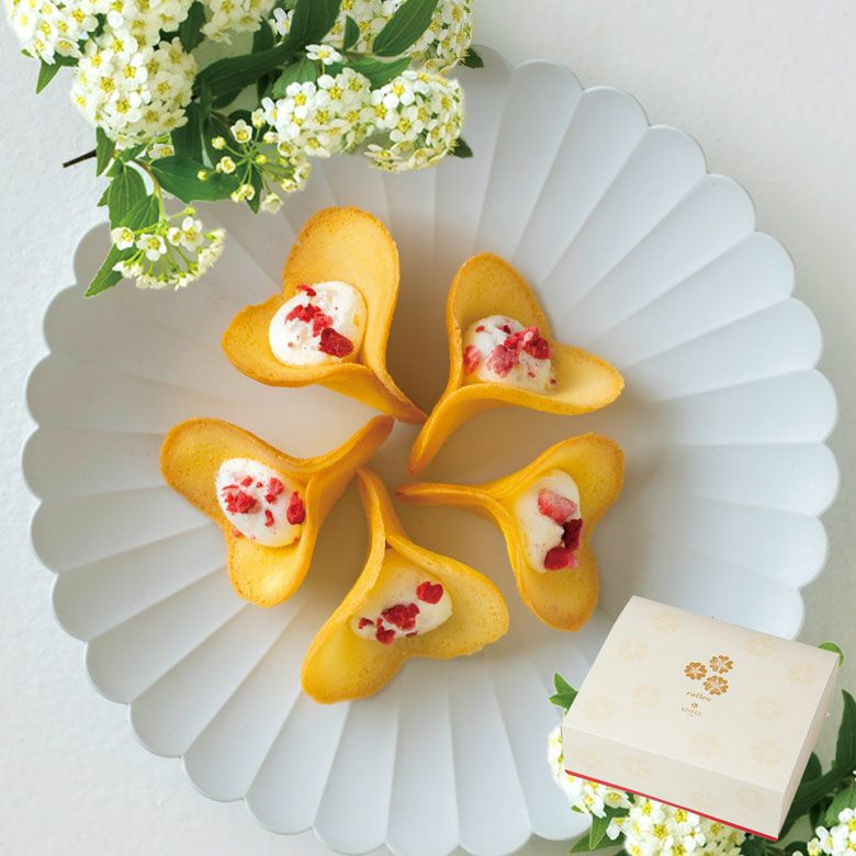 【KINEEL】ルフル16個入（バニラ）/ 京都からお届け♪お花の形のかわいいラングドシャスイーツ（焼菓子16個セット）  