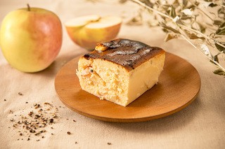 旅するチーズケーキ りんご fromおぐら農園 ハーフ