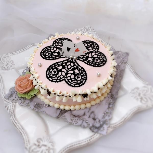 可愛いチーズケーキ ブラックハートとフリルのケーキ 5号サイズ Candy Meru Cake Jp