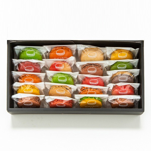 yMACARON ET CHOCOLATz}JBOX 20