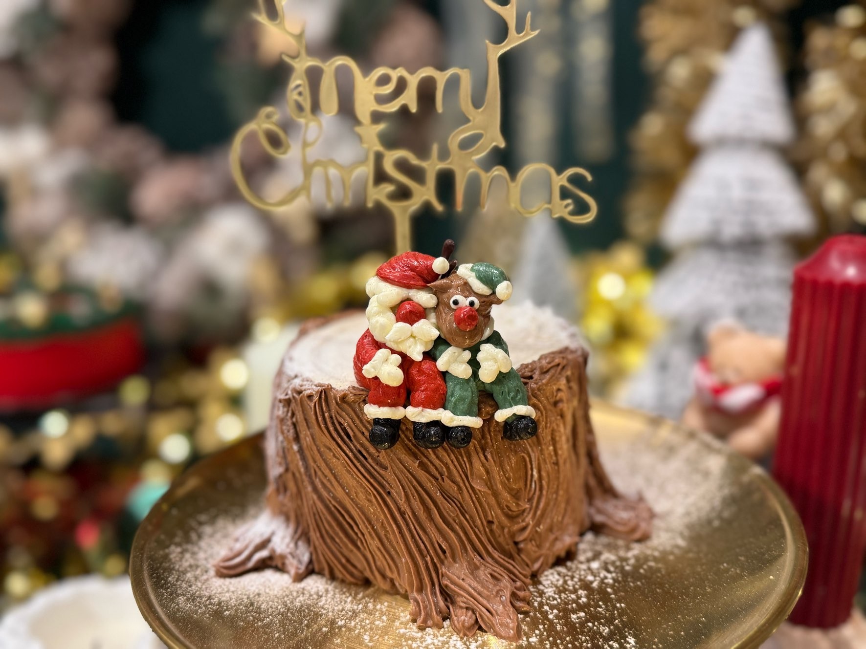 Christmas on the Stump cake/ 4TCY/NX}XP[L2025??