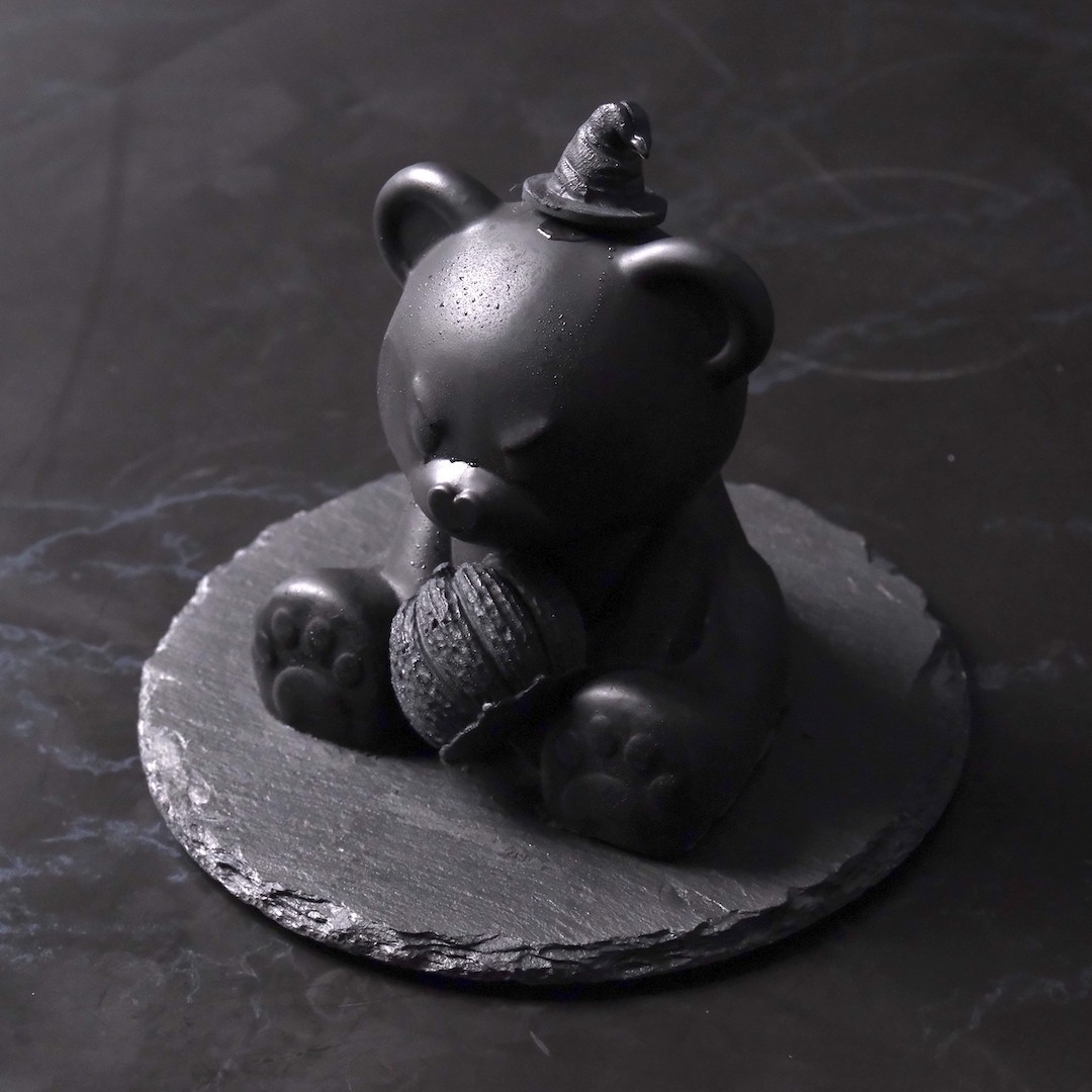 【期間限定】むすッとした魔法使いクマのパンプキンケーキ：ハロウィン2025