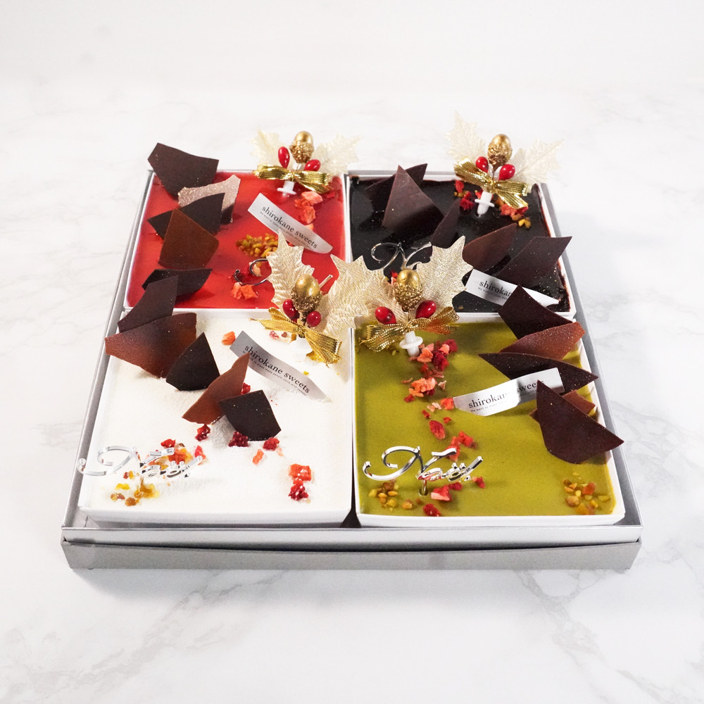 クリスマス スクエアスイーツ贈答用ギフトボックス 4種Mixスイーツアソート(ムースフロマージュ、ミロワールフランボワーズ、ミロワールショコラ、ミロワールピスターシュ)クリスマ