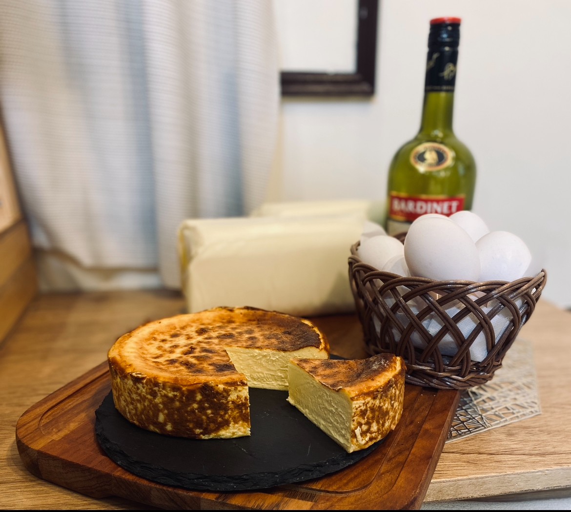 yFȒM̍zZoXN`[YP[L 5z[TCY