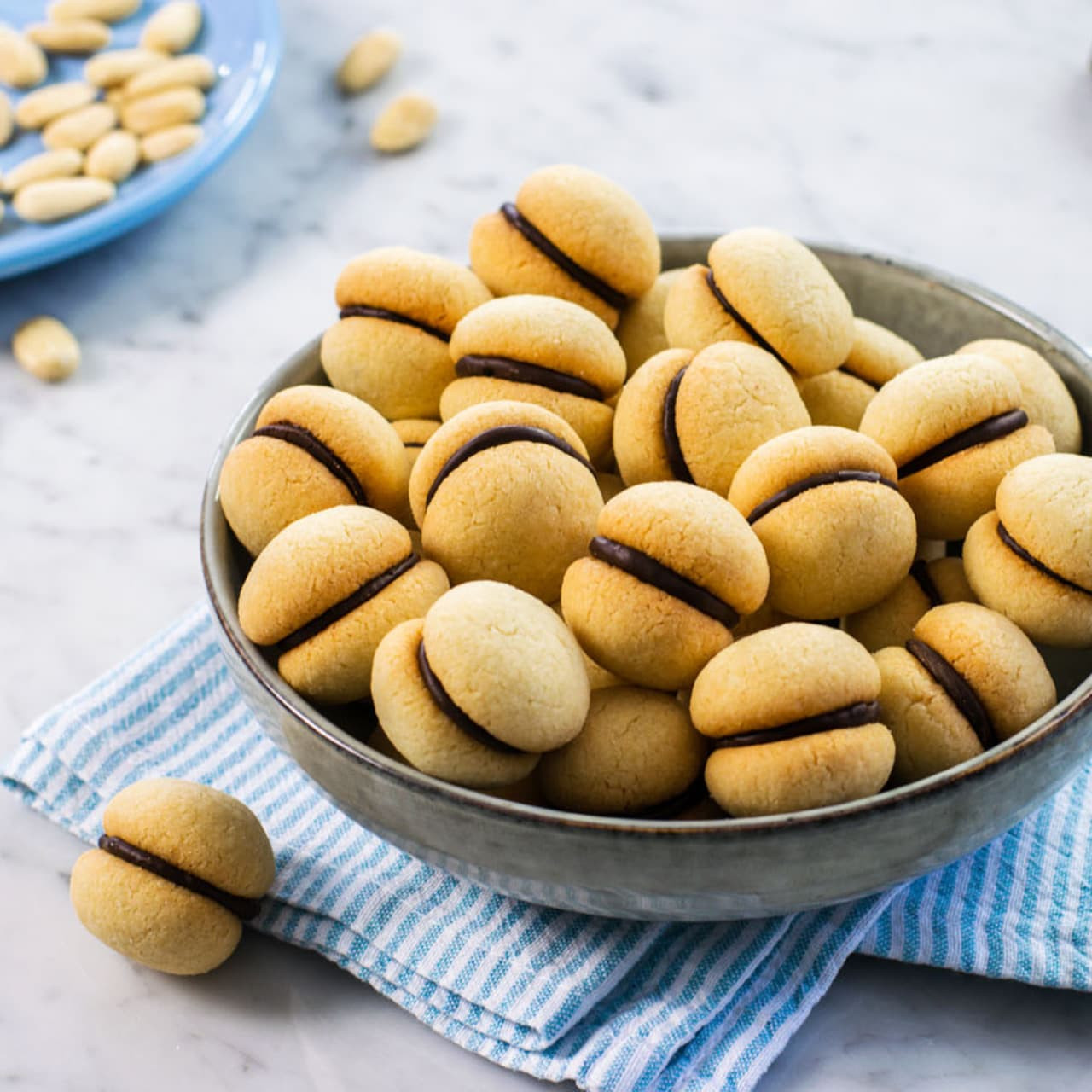 o[`EfBE_[}iBaci di Damaj | C^A`̃A[hNbL[