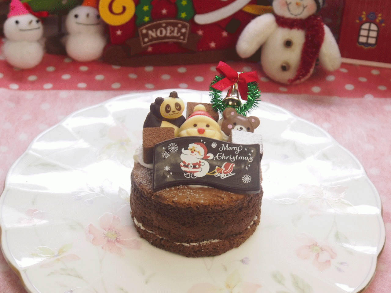 サンタと動物飾りガトーショコラ3号 無料メッセージカードを選べます。2025クリスマス