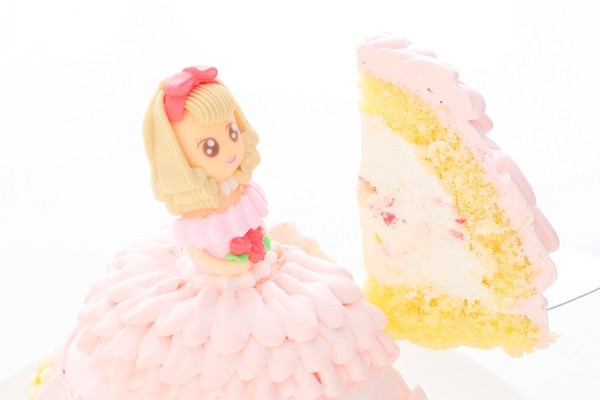 立体ケーキお姫様ケーキ（プリンセスケーキ） 5号 15cm（サンタアンジェラ） | Cake.jp