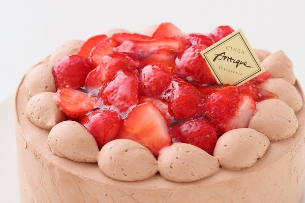 生チョコ苺盛りデコレーションケーキ　4号　12cm 6