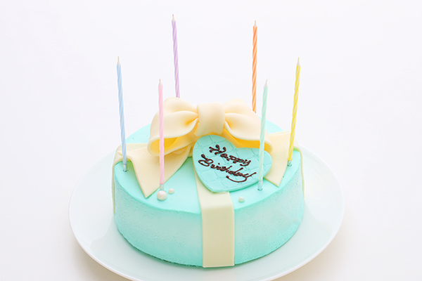 プレゼントリボンケーキ 5号 15cm Milkymoco Cake Jp
