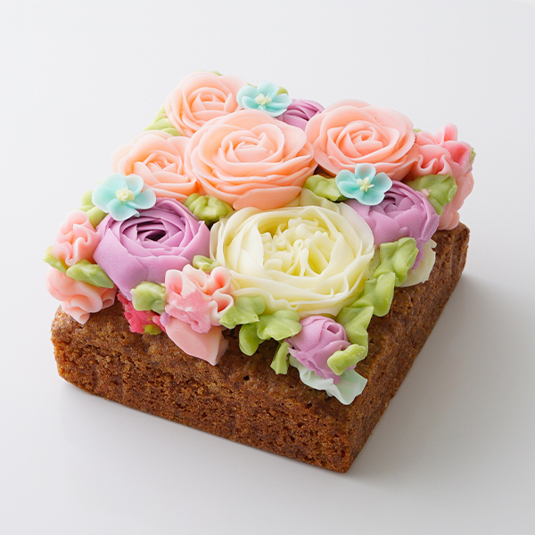 食べられるお花のケーキ Spring Colors ボックスフラワーケーキ Flower Picnic Cafe Hakodate Cake Jp