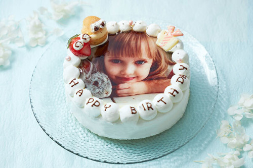お祝いのケーキに写真を添えて(^O^)／　フォト　写真　ケーキ　４号