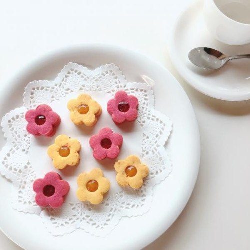 鹿児島特産フルーツ使用かわいいお花のジャムクッキー2種