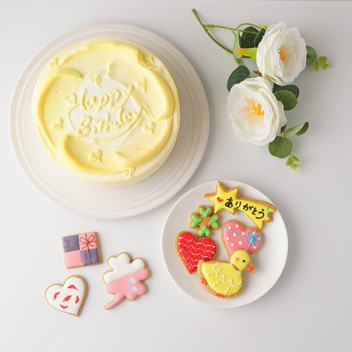 センイルケーキ　選んで楽しい　アイシングクッキー　生クリーム絞り飾り　黄　クリームカラーは5色から選べます　6号