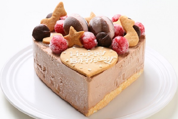 【森のケーキ屋 どんぐり】ハート型 チョコレートアイスクリームのデコレーションケーキ 6号 18cm 1