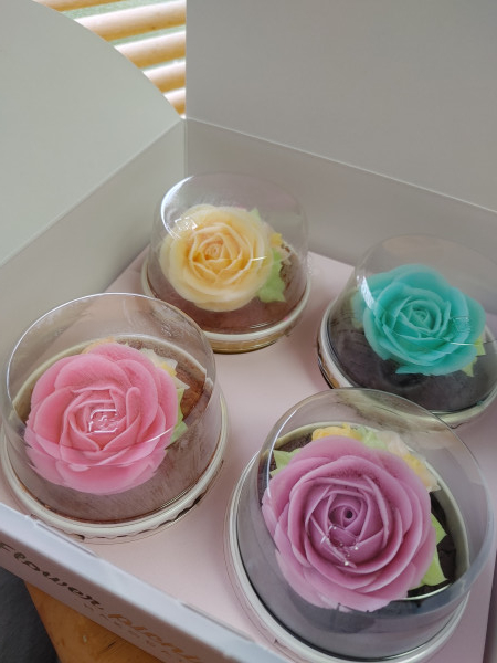 食べられるお花のカップケーキ＜4個セット＞   の口コミ・評判の投稿画像