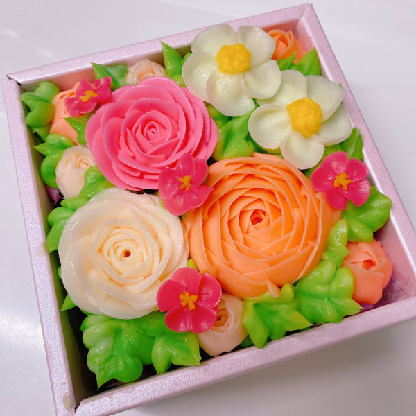 『食べられるお花のケーキ』 【Peach Pink】ボックスフラワーケーキ   の口コミ・評判の投稿画像