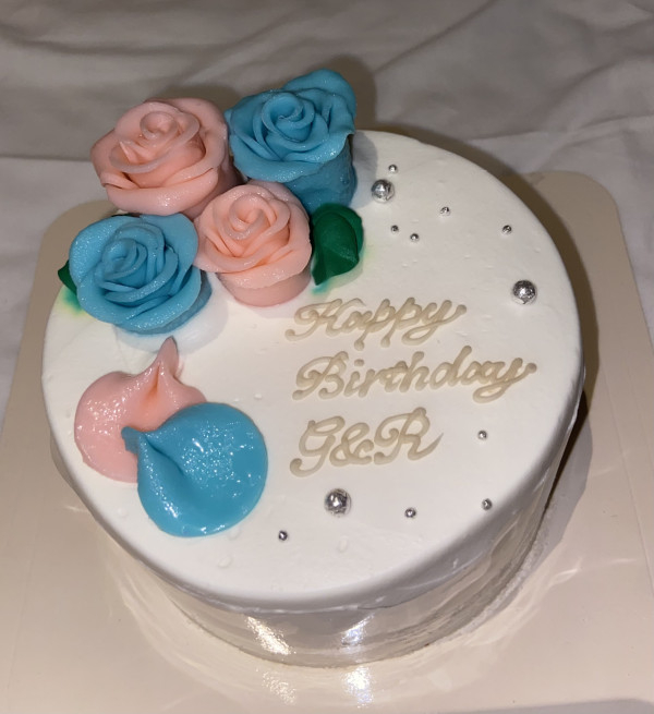 選べる2色の薔薇ケーキ♪　センイルケーキ　4号の口コミ・評判の投稿画像
