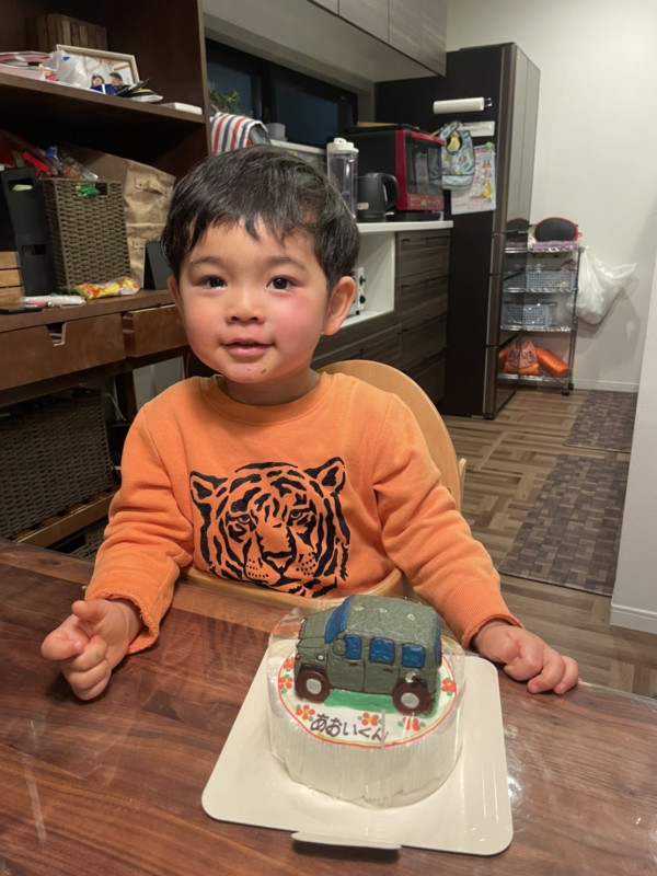 息子の3歳の誕生日に車のケーキ 口コミ 評判 Cake Jp